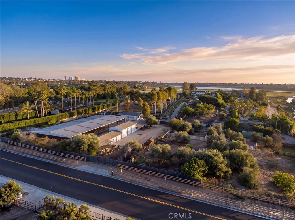 2100 Mesa Dr, Newport Beach, CA 92660