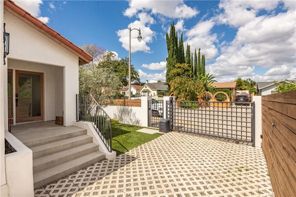 Additional image 35 of 2420 Riverdale Ave, Los Angeles, CA 90031