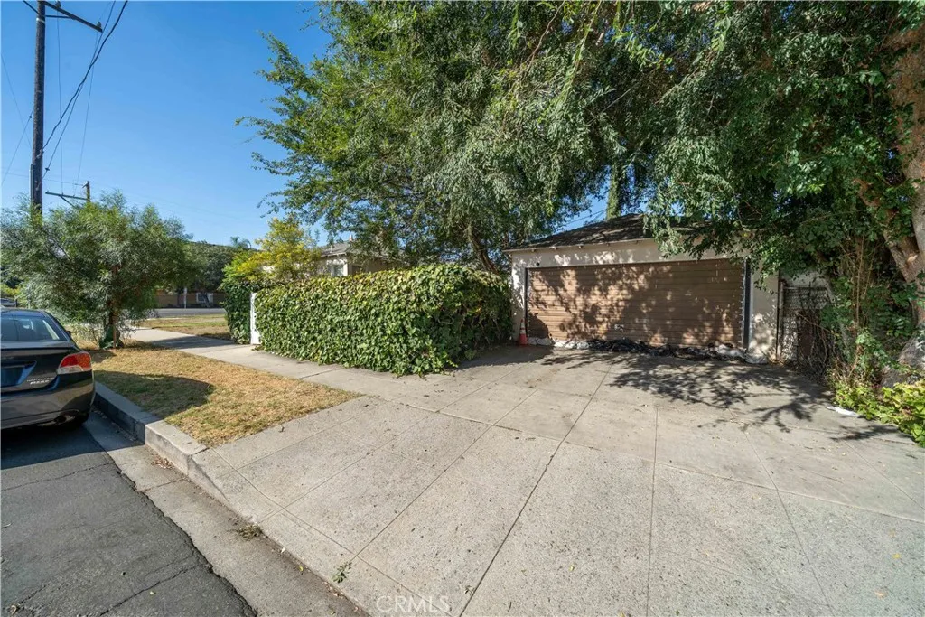 Additional image 37 of 14005 Victory Boulevard, Van Nuys, CA 91401