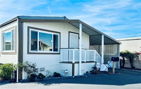 5200 Heil Unit 25, Huntington Beach, CA 92649 - MLS#: OC24243606