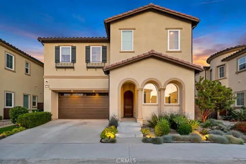 20608 Walnut Circle, Porter Ranch, CA MLS: SR25096254