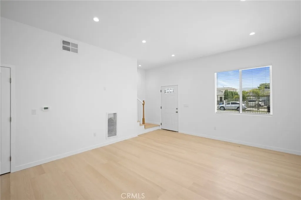 Additional image 20 of 7247 Cleon Avenue, Sun Village, CA 91352