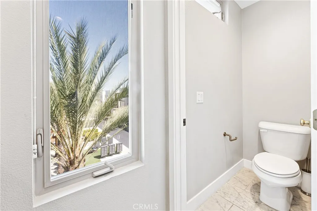 Additional image 56 of 39 Ebb Tide Cir, Newport Beach, CA 92663
