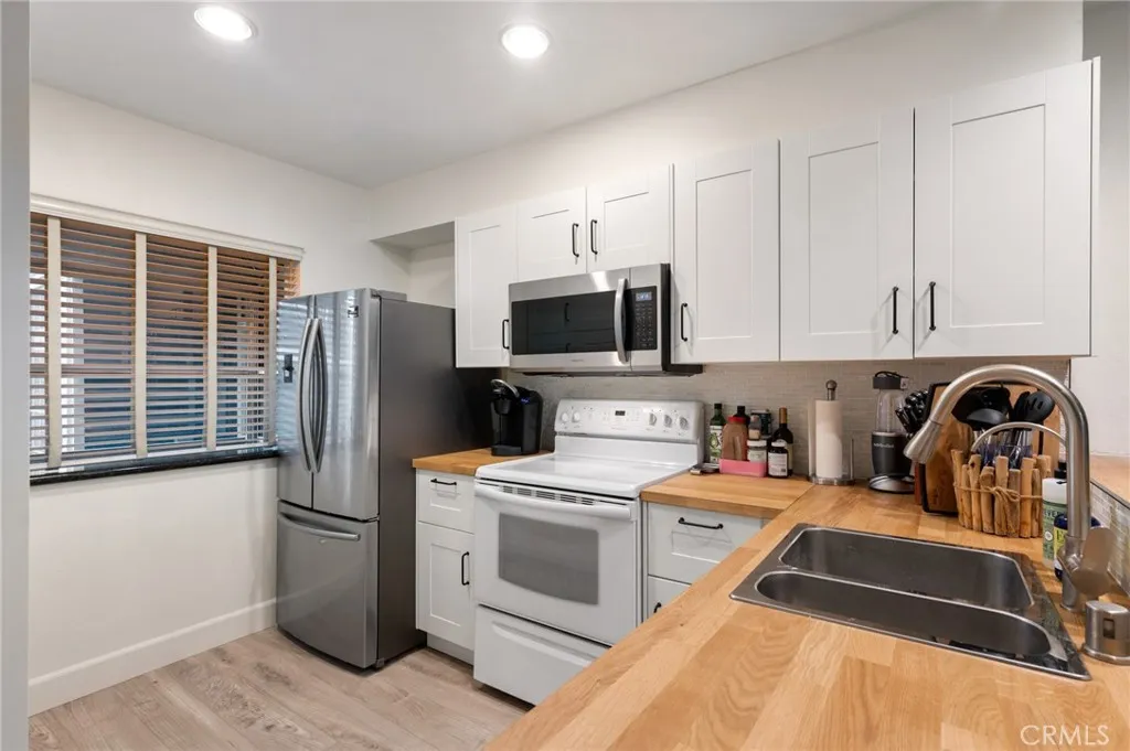 25569 Pine Creek Lane Unit 67, Wilmington, CA 90744