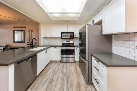 23212 Kimmore Terrace, Valencia, CA MLS: SR25043233