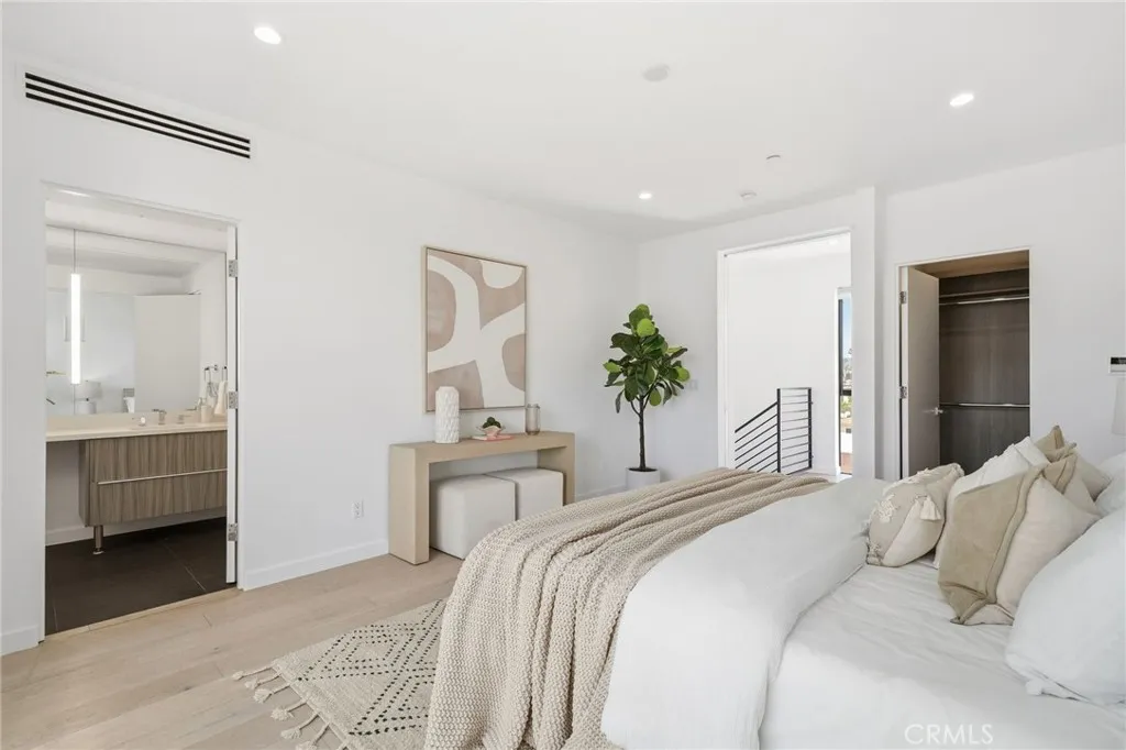 Additional image 59 of 5153 W Redondo Court, Los Angeles, CA 90019