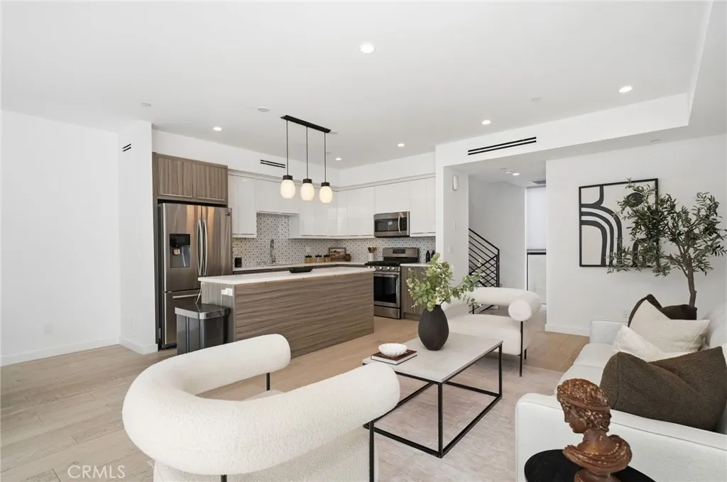 Additional image 42 of 5153 W Redondo Court, Los Angeles, CA 90019