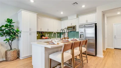 4230 S Montoya Paseo, Ontario, CA MLS: SW25036001