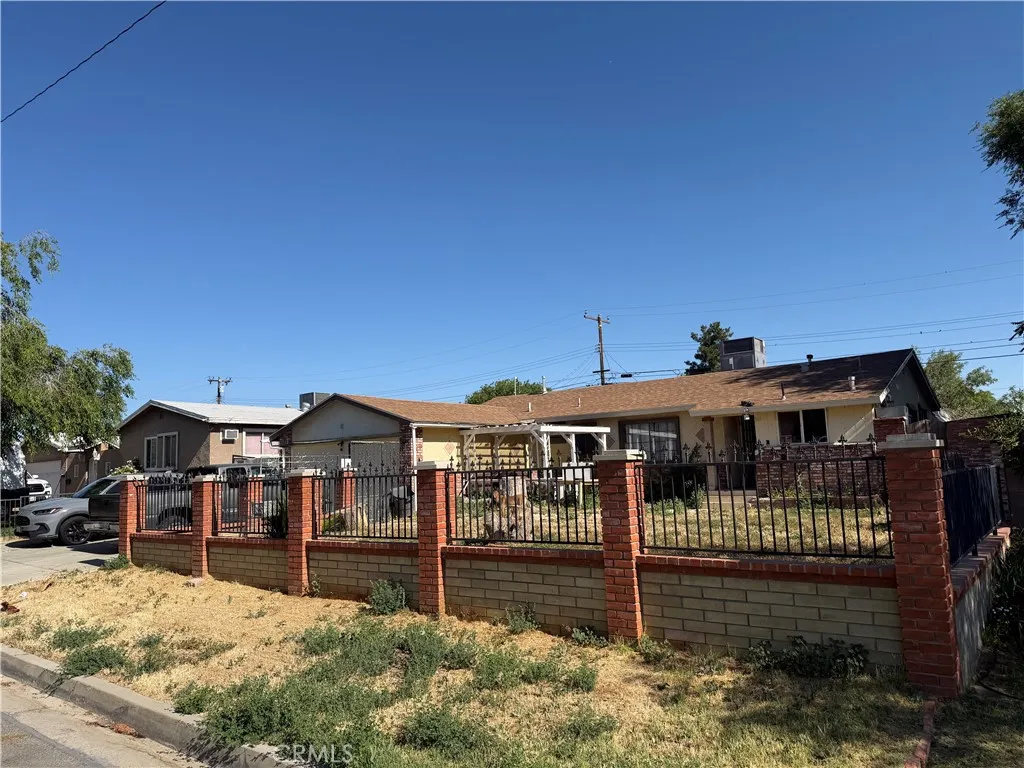 Additional image 3 of 343 E Avenue R6, Palmdale, CA 93550