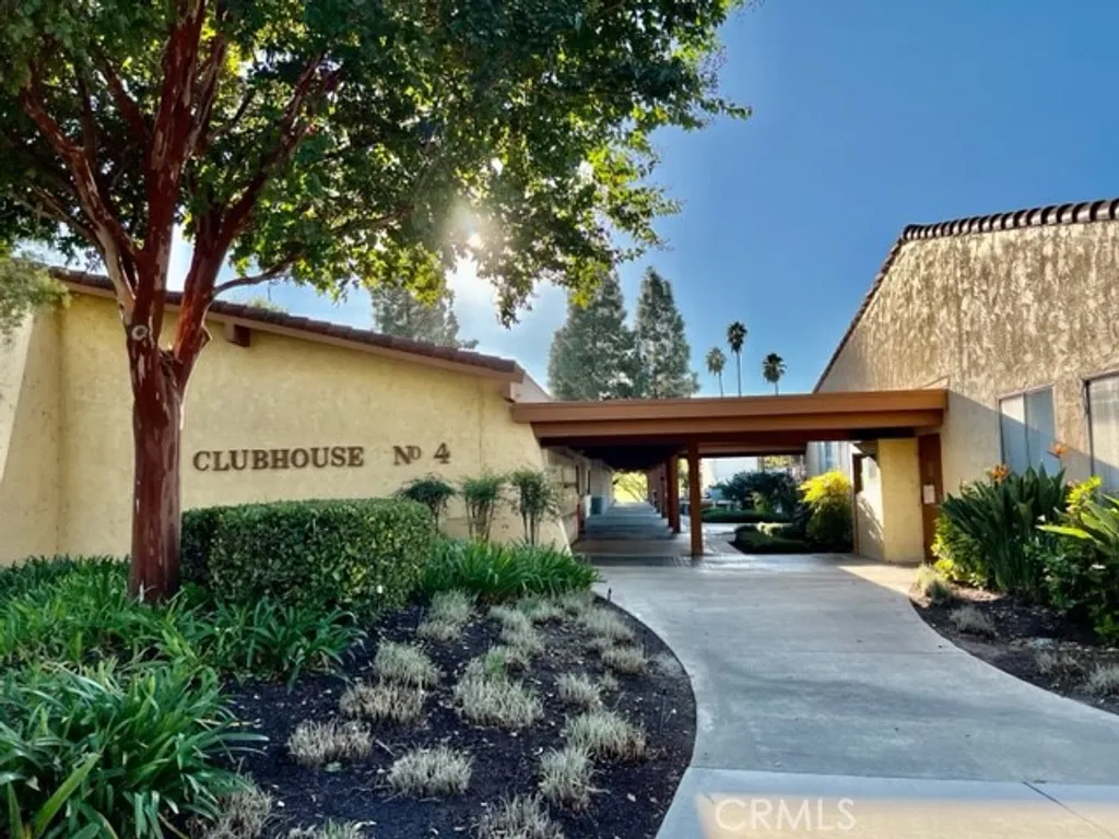 2143 Ronda Granada Unit O, Laguna Woods, CA 92637