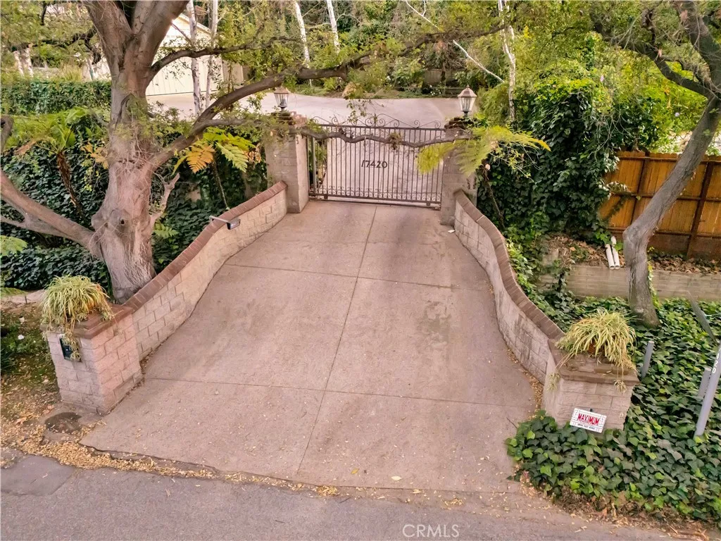 Additional image 68 of 17420 Rancho St, Encino, CA 91316