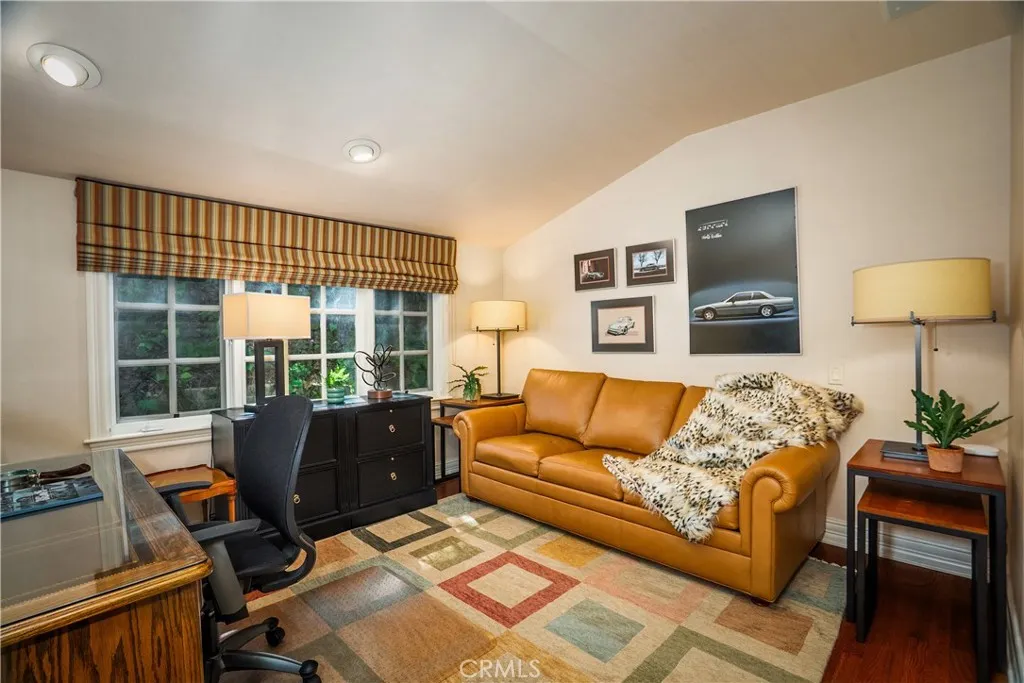 Additional image 52 of 17420 Rancho St, Encino, CA 91316