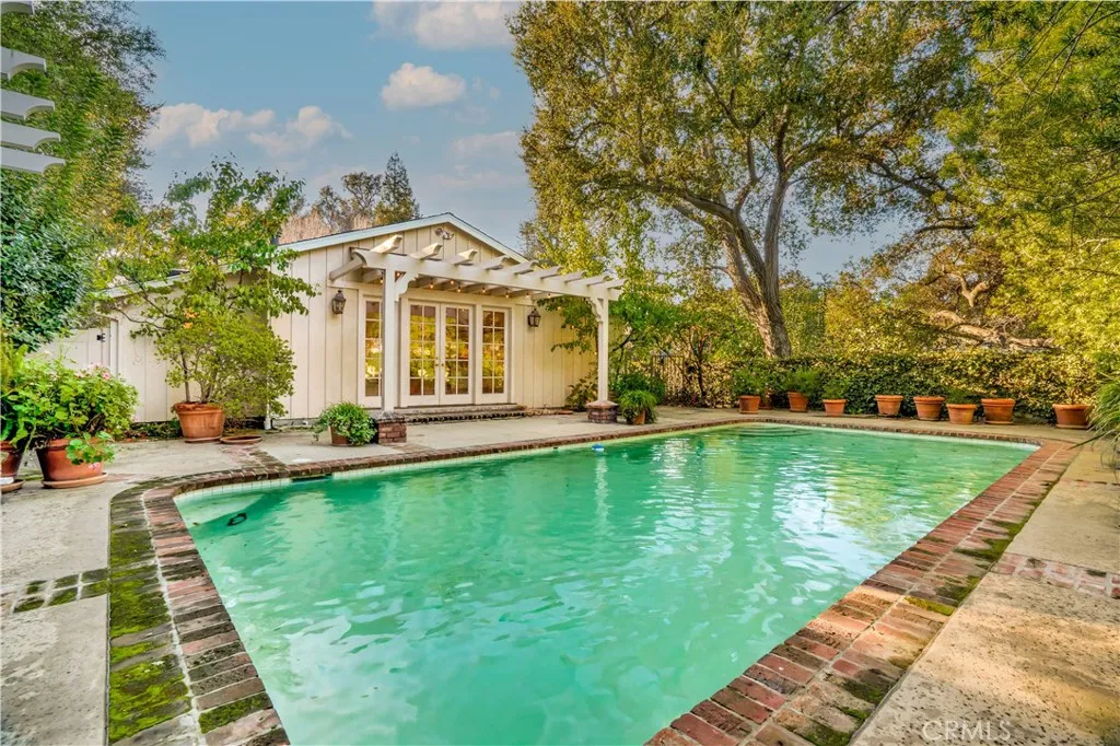 Additional image 30 of 17420 Rancho St, Encino, CA 91316