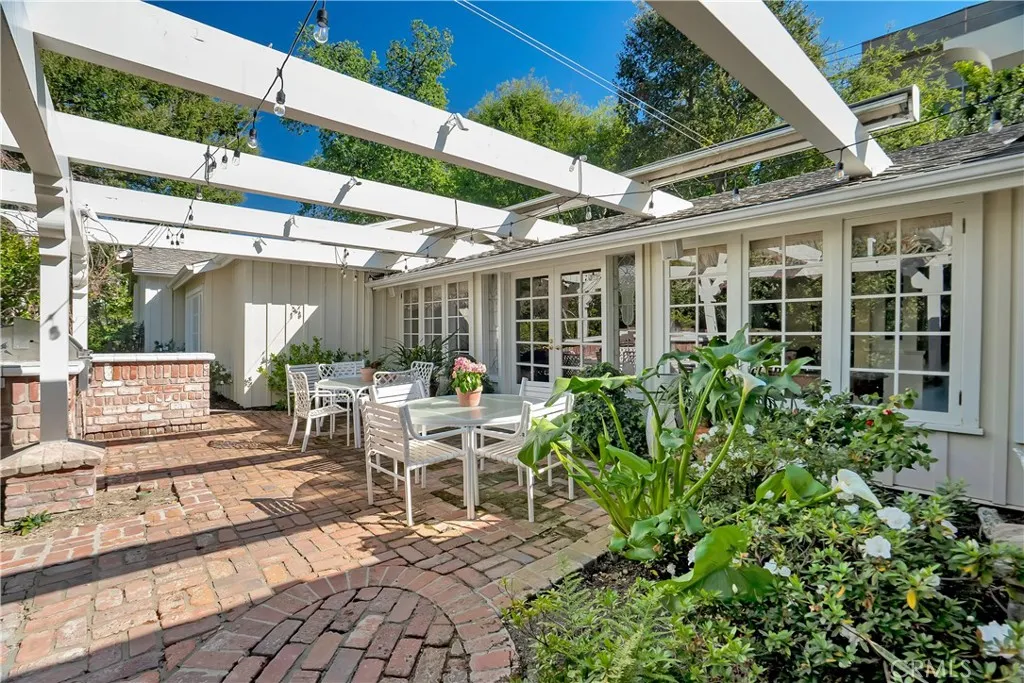 Additional image 27 of 17420 Rancho St, Encino, CA 91316