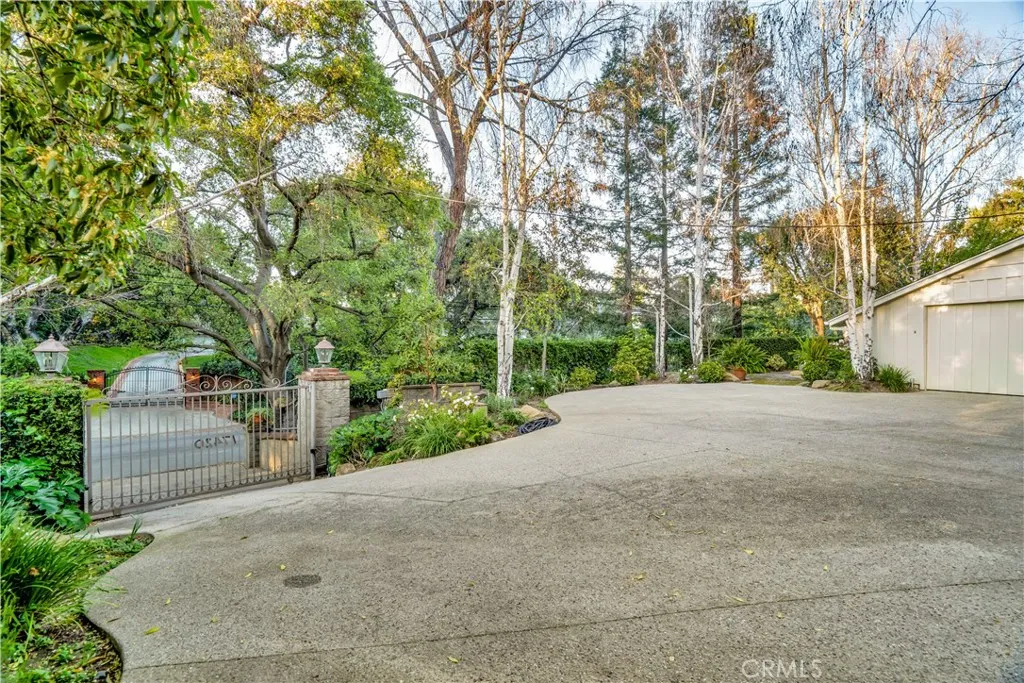 Additional image 69 of 17420 Rancho St, Encino, CA 91316