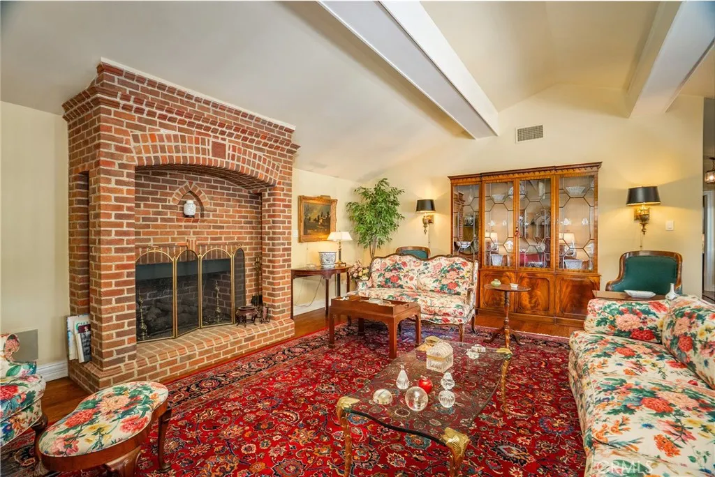 Additional image 14 of 17420 Rancho St, Encino, CA 91316