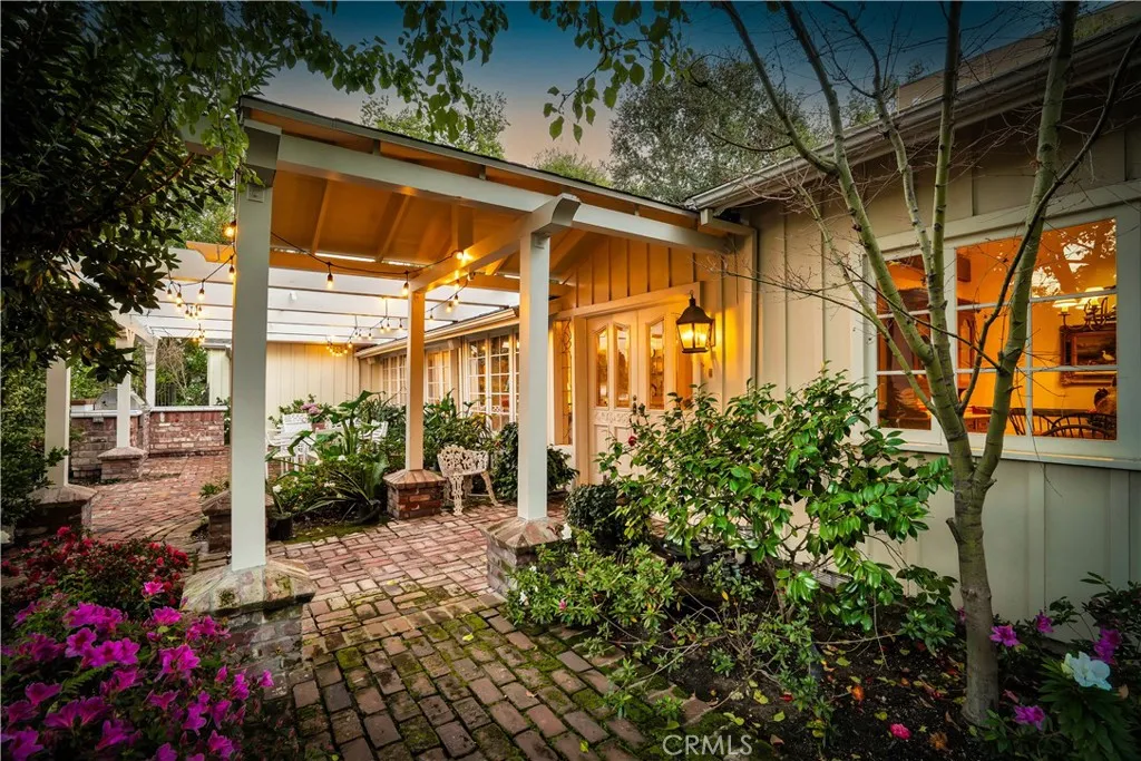 Additional image 66 of 17420 Rancho St, Encino, CA 91316