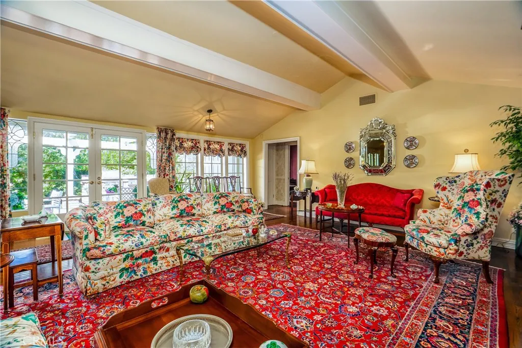 Additional image 15 of 17420 Rancho St, Encino, CA 91316