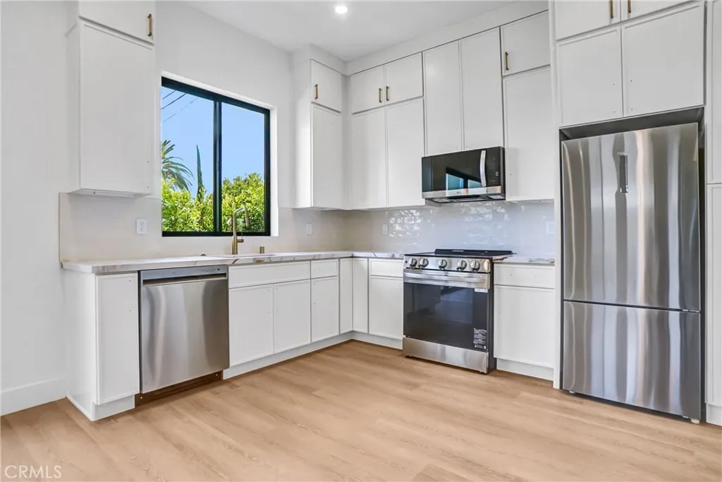Additional image 28 of 19350 Lanark Street, Reseda, CA 91335