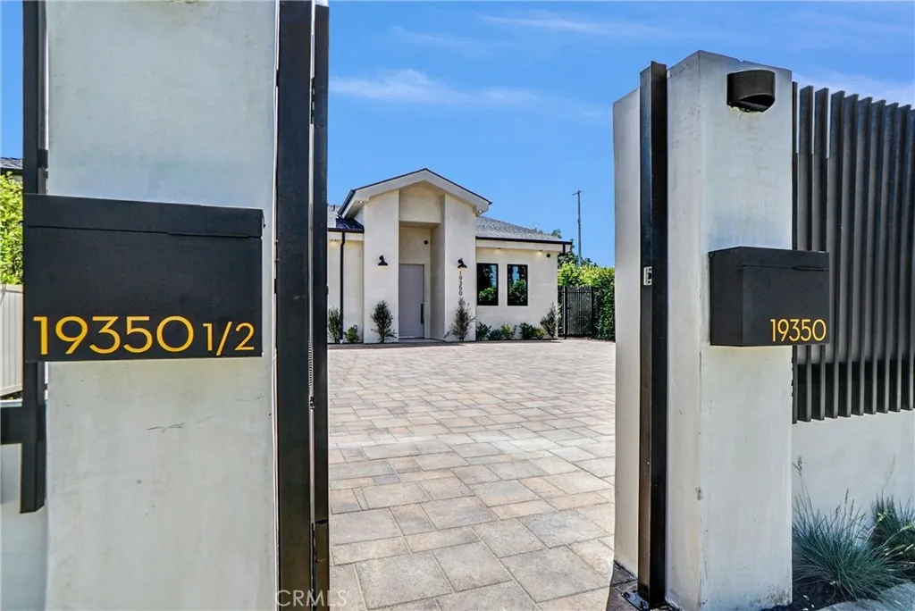 19350 Lanark Street, Reseda, CA 91335
