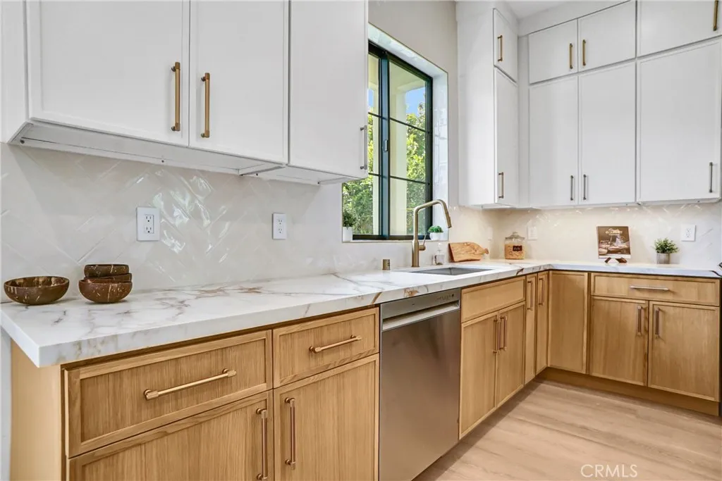 Additional image 22 of 19350 Lanark Street, Reseda, CA 91335