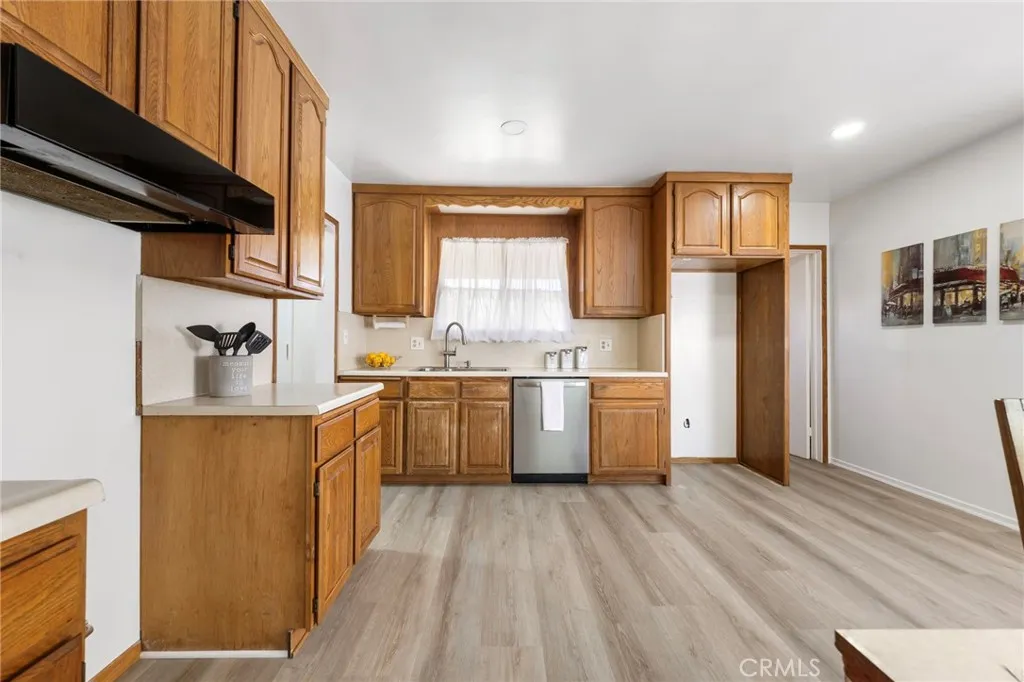 Additional image 15 of 2334 Iroquois Avenue, Long Beach, CA 90815