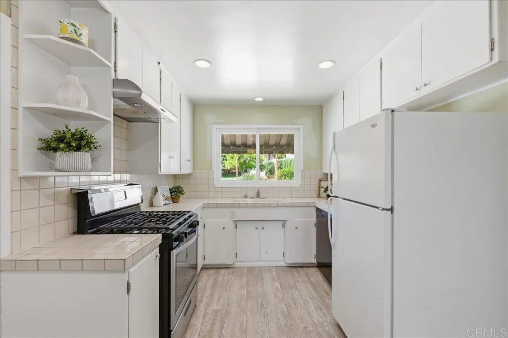 Additional image 9 of 387 Girard Way, Vista, CA 92084