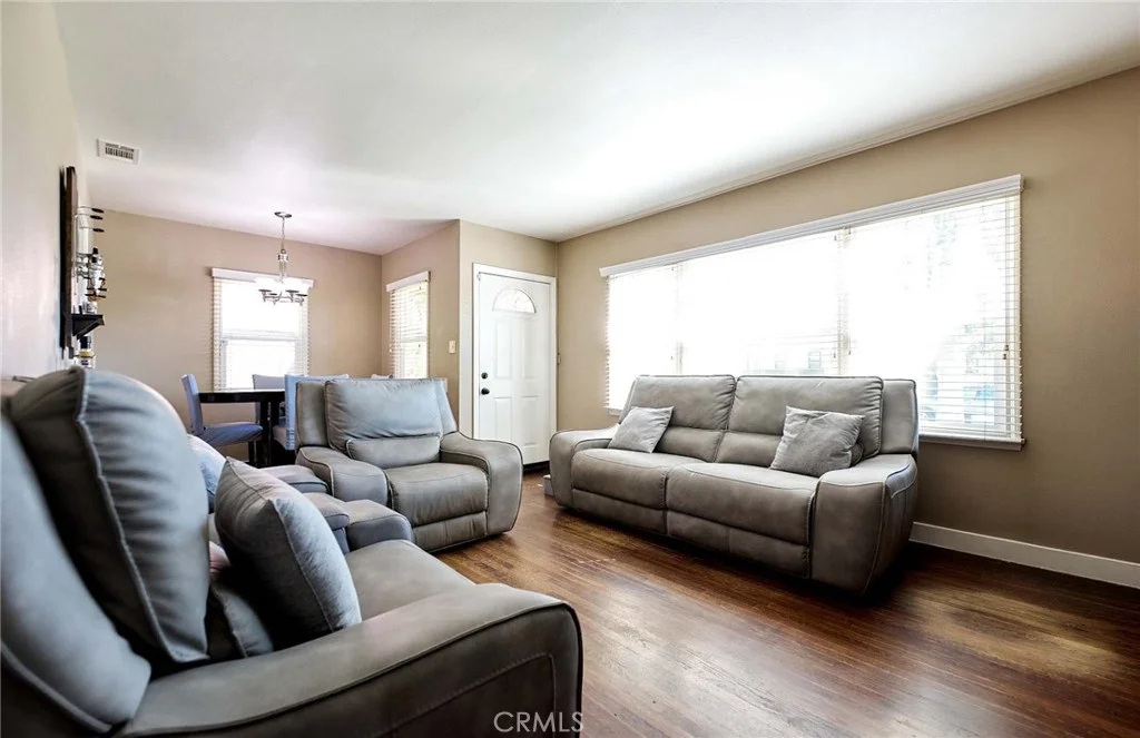 901 N 10th Ave, Upland, CA 91786 photo 5