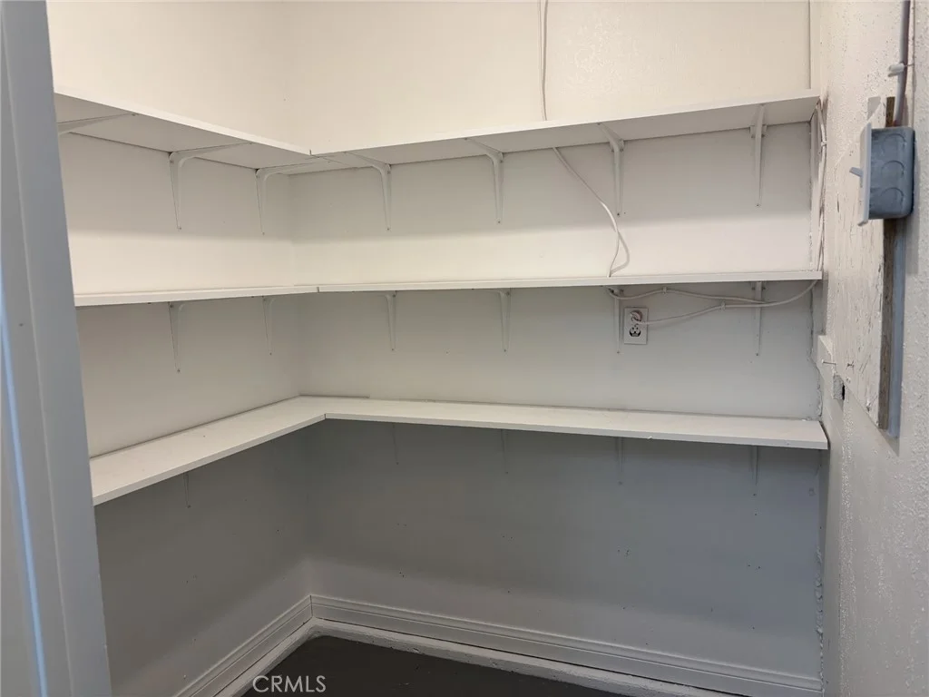 9591 Colfax Road, Phelan, CA 92371