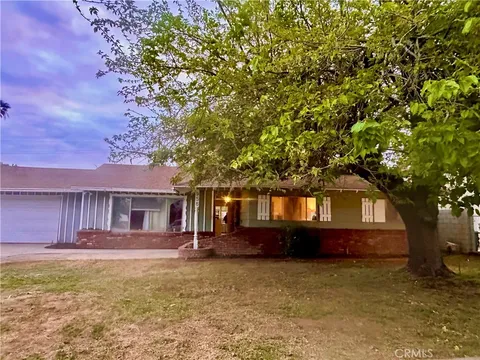 956 N Eucalyptus Avenue, Rialto, CA MLS: OC25083953