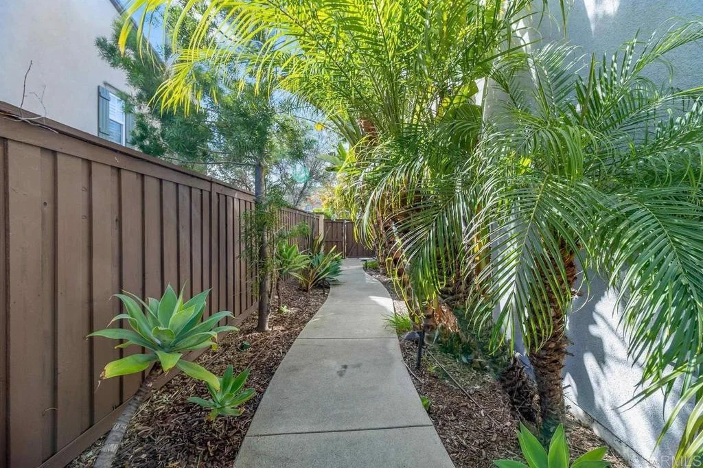 6318 Huntington Drive, Carlsbad, CA 92009