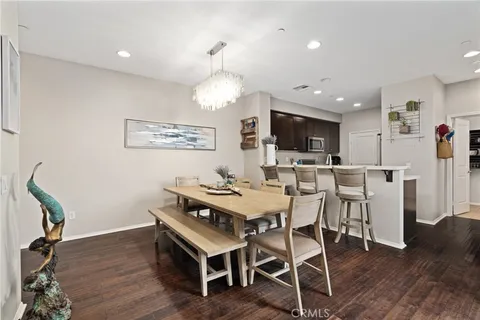 5321 Ocean Unit 106, Hawthorne, CA MLS: SB25018497