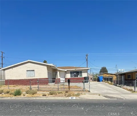 917 E Virginia Way, Barstow, CA 92311 - MLS#: CV25004202