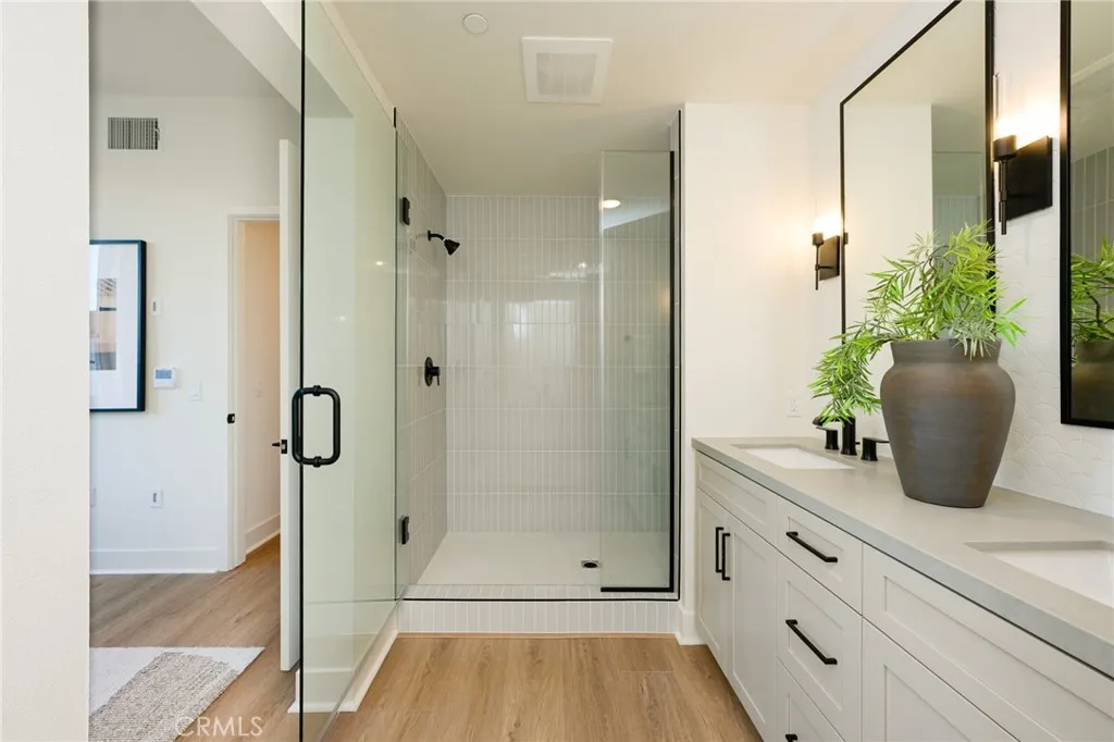 Additional image 18 of 414 Main St Unit 400, Huntington Beach, CA 92648