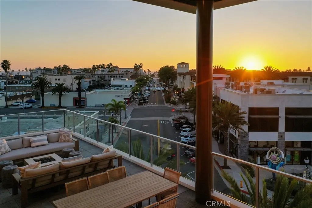 Additional image 59 of 414 Main St Unit 400, Huntington Beach, CA 92648