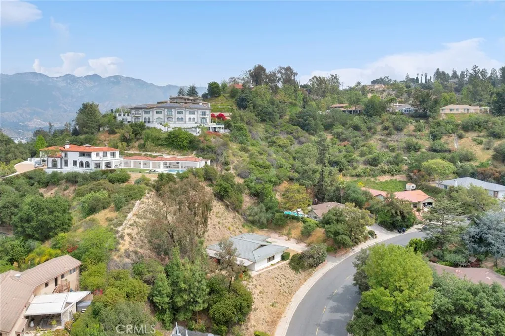 Additional image 68 of 3737 San Augustine Dr, Glendale, CA 91206