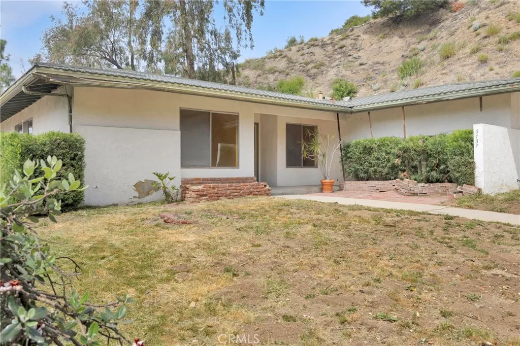 Additional image 10 of 3737 San Augustine Dr, Glendale, CA 91206