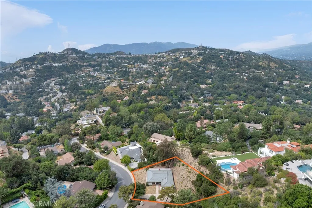 Additional image 51 of 3737 San Augustine Dr, Glendale, CA 91206