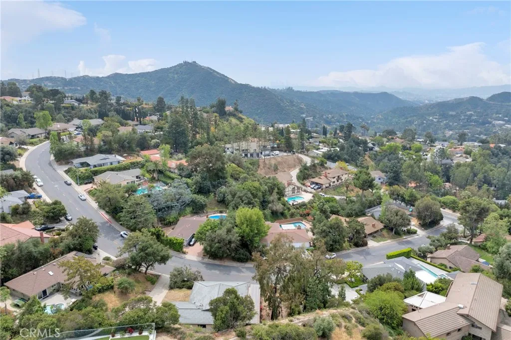 Additional image 124 of 3737 San Augustine Dr, Glendale, CA 91206