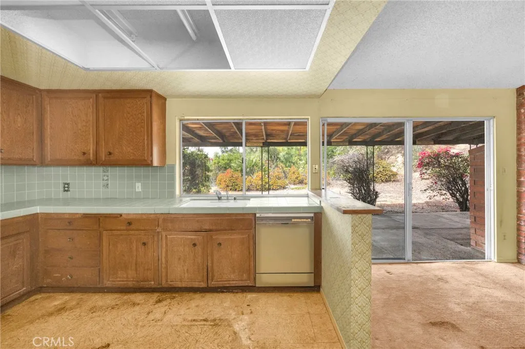 Additional image 82 of 3737 San Augustine Dr, Glendale, CA 91206