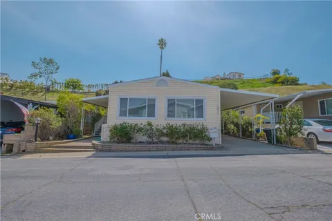 2550 Pacific Coast Hwy Unit 206, Torrance, CA MLS: DW25070308
