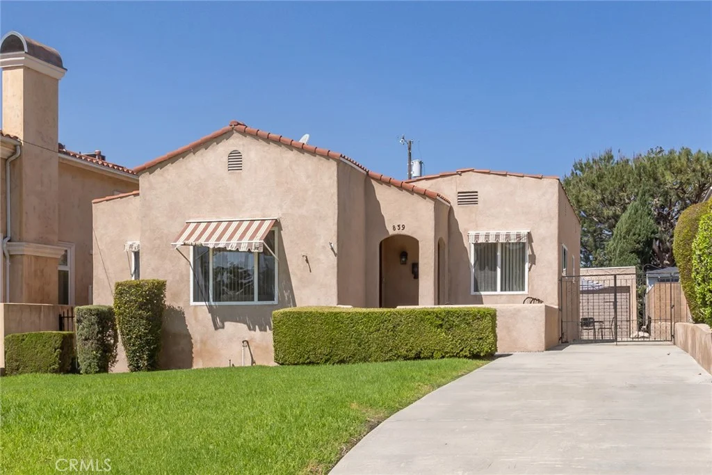 839 E Fairmount Rd, Burbank, CA 91501 photo 2