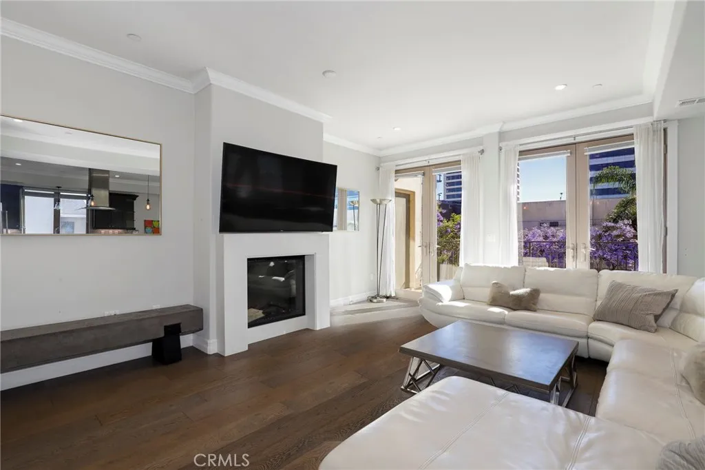 Additional image 6 of 1644 S Bentley Avenue Unit 401, Los Angeles, CA 90025