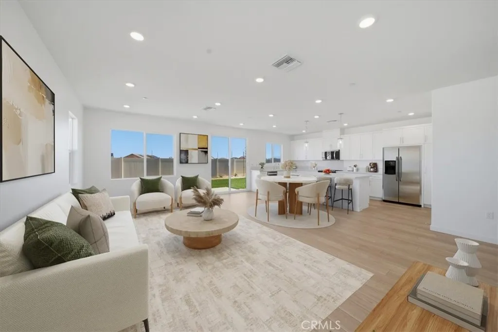 Additional image 2 of 3329 E Avenue J-4, Lancaster, CA 93535