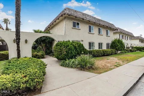 620 W Gonzales Road Unit B, Oxnard, CA 93036 - MLS#: V1-27309