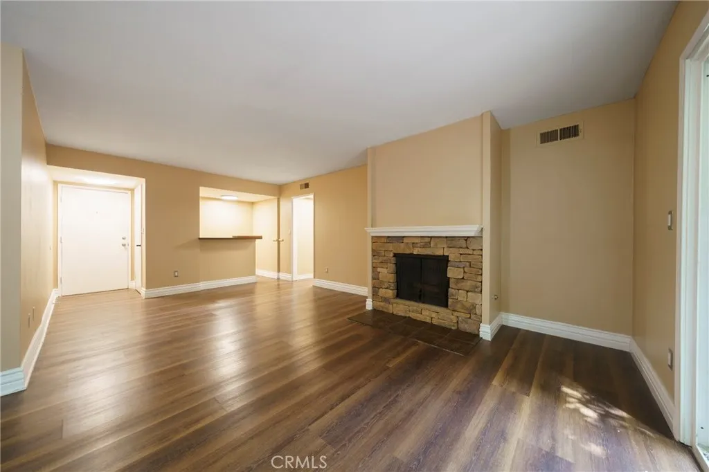 Additional image 61 of 8120 Canby Ave #6, Reseda, CA 91335