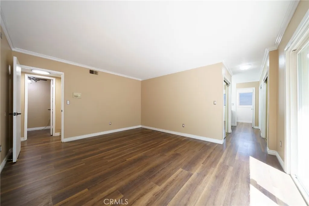 Additional image 82 of 8120 Canby Ave #6, Reseda, CA 91335