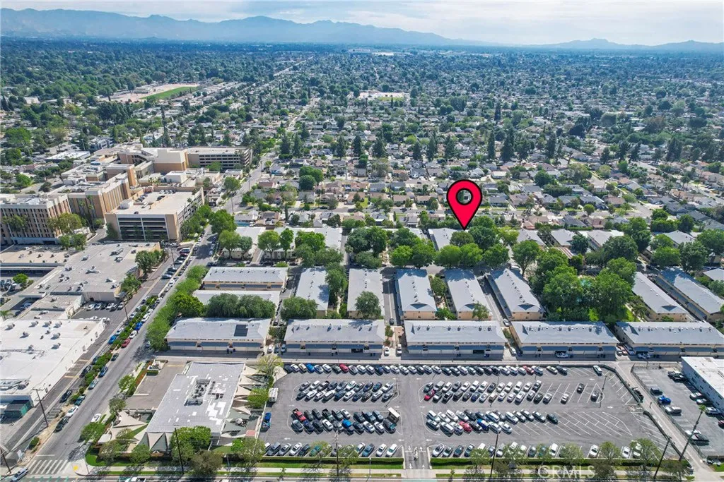 Additional image 104 of 8120 Canby Ave #6, Reseda, CA 91335