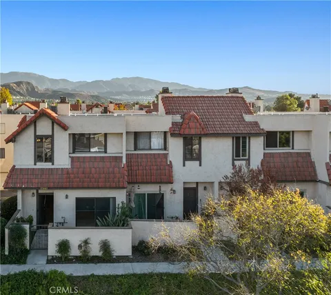 27667 Ironstone Drive Unit 1, Canyon Country, CA 91387 - MLS#: SR24232842