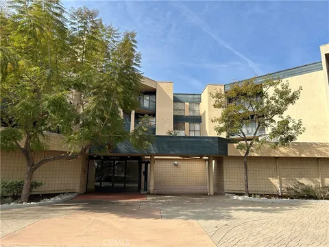 4499 Via Marisol Unit 327, Los Angeles, CA 90042 - MLS#: AR25007240